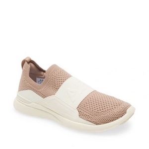 APL Techloom Bliss Knit Running Shoe